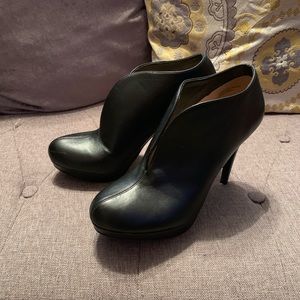 Black Closed-Toe Bootie